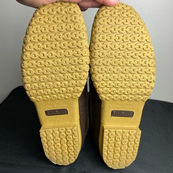 L.L. Bean Brown Thinsulate 8” Duck Boots - Picture 7 of 9